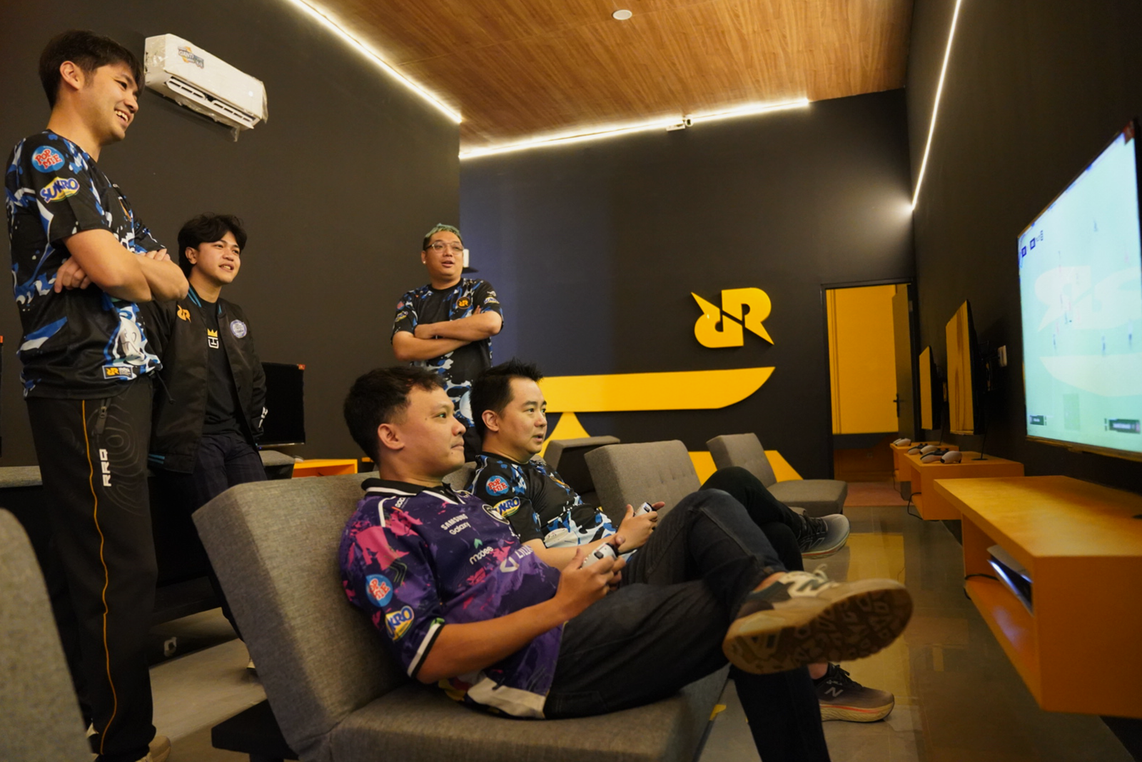 RRQ Arena, Manado (RRQ)